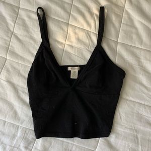 V-neck crop top